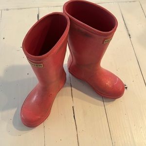 Hunter pink glitter boots